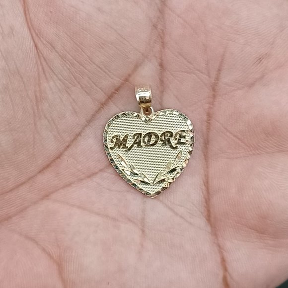 10kt real gold heart pendant